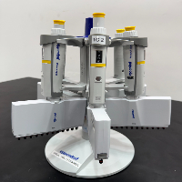 Eppendorf MultiChanel Pippets; Quantity: 6 image 1